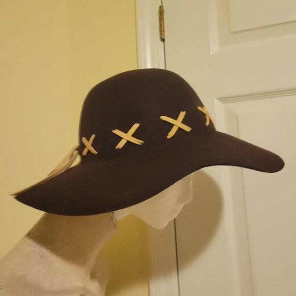 NWOT Boho hat with leather detail - Picture 4 of 4